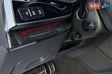 Внедорожник / Кроссовер Audi Q8 2020 в 