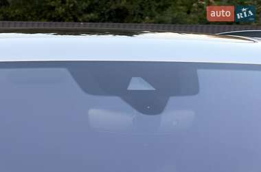 Внедорожник / Кроссовер Audi Q8 2020 в 