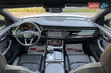 Внедорожник / Кроссовер Audi Q8 2020 в 