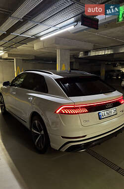 Внедорожник / Кроссовер Audi Q8 2019 в 