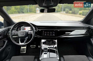 Внедорожник / Кроссовер Audi Q8 2021 в 