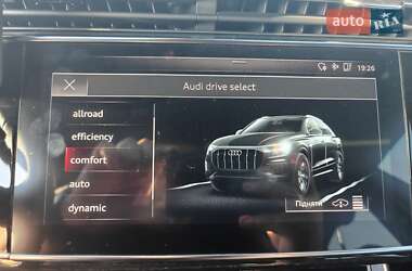 Внедорожник / Кроссовер Audi Q8 2019 в 