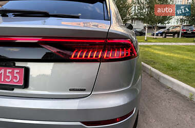 Внедорожник / Кроссовер Audi Q8 2022 в 