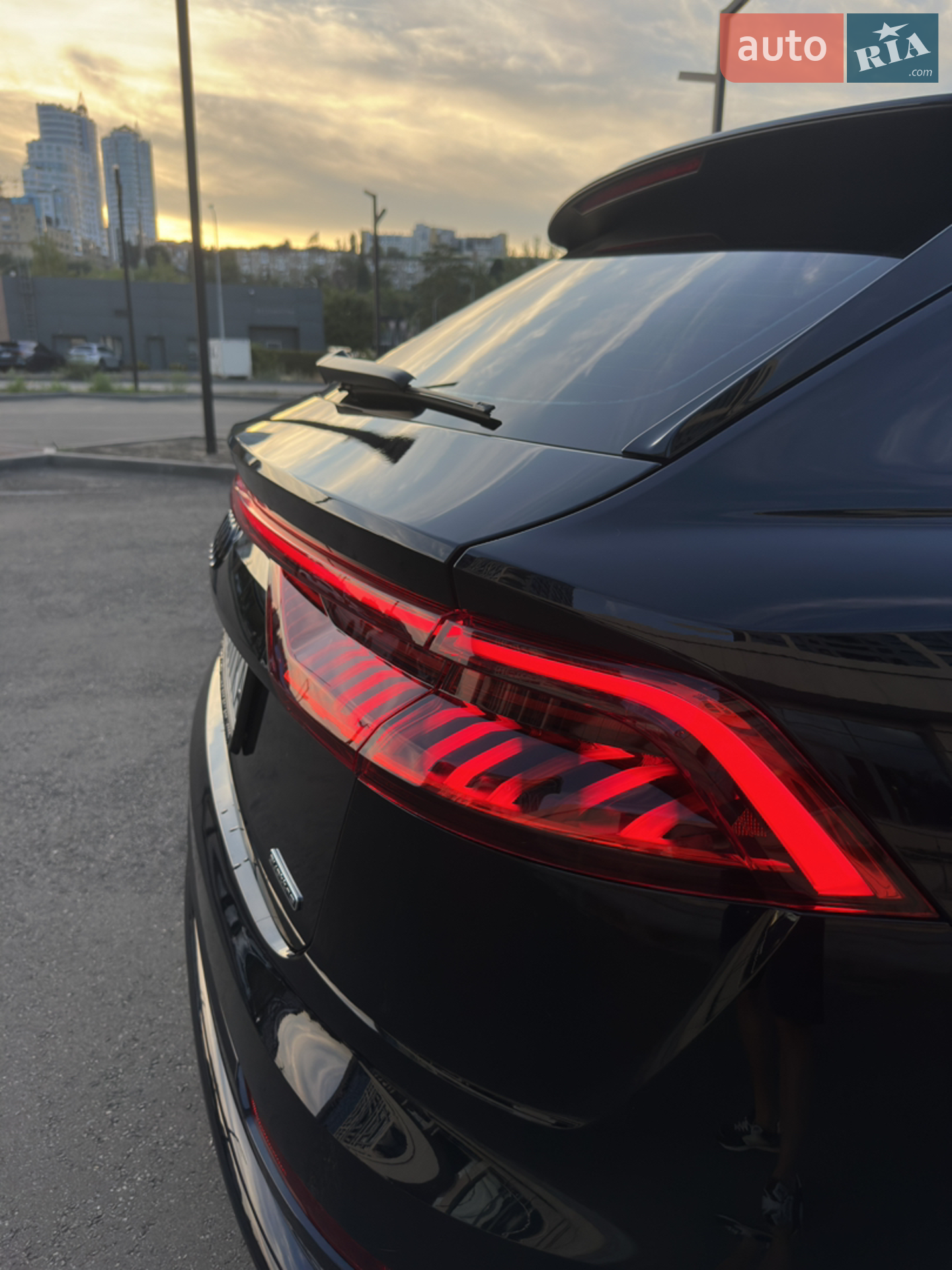 2021 Audi Q8 - мініатюра 8