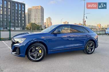 Внедорожник / Кроссовер Audi Q8 2024 в 