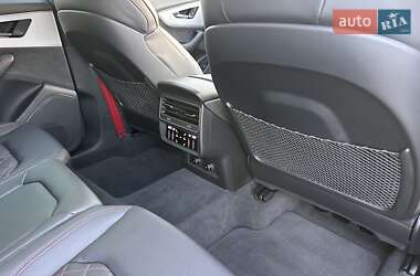 Внедорожник / Кроссовер Audi Q8 2024 в 