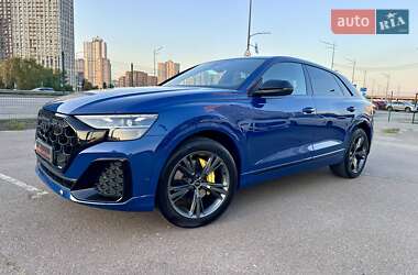 Внедорожник / Кроссовер Audi Q8 2024 в 