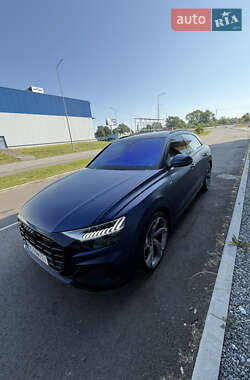 Внедорожник / Кроссовер Audi Q8 2018 в 