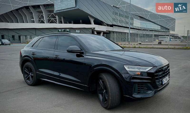 Внедорожник / Кроссовер Audi Q8 2018 в Шептицькому