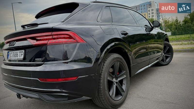 Внедорожник / Кроссовер Audi Q8 2018 в Шептицькому