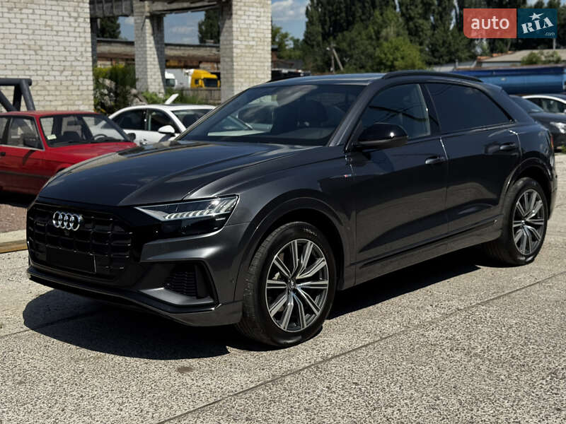 Внедорожник / Кроссовер Audi Q8 2020 в Житомире