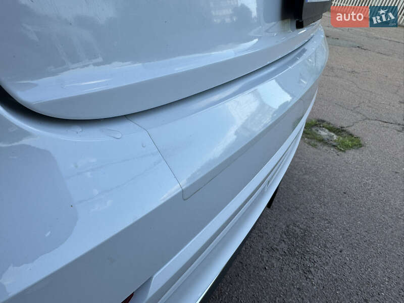 Внедорожник / Кроссовер Audi Q8 2018 в Киеве