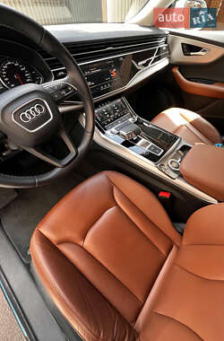 Позашляховик / Кросовер Audi Q8 2020 в Кременчуці