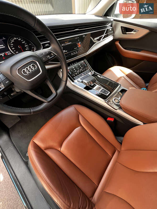 Audi Q8 2020