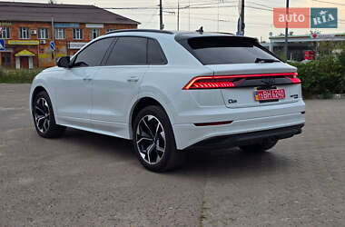 Внедорожник / Кроссовер Audi Q8 2019 в 