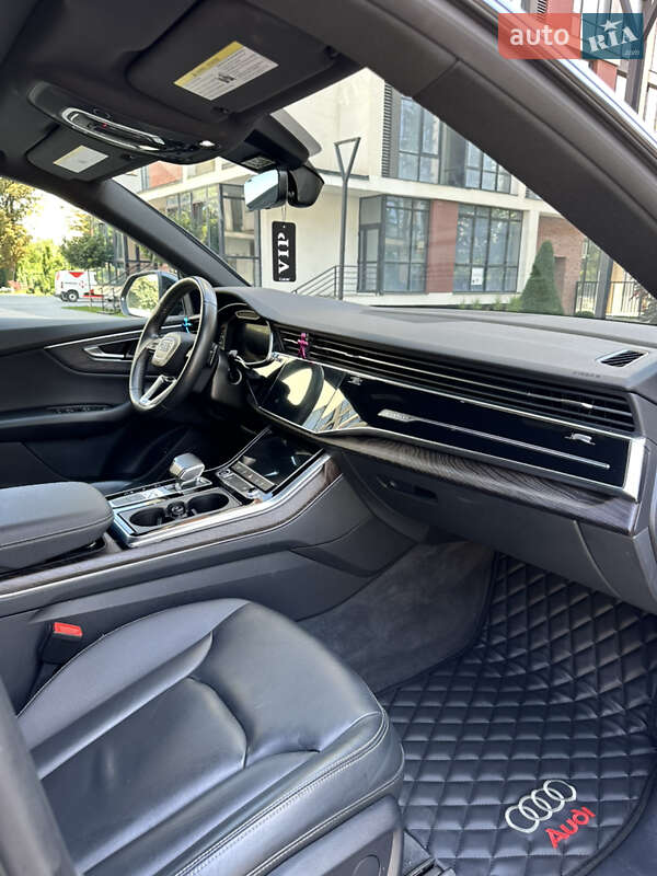 Внедорожник / Кроссовер Audi Q8 2021 в Ивано-Франковске фото 16 Внедорожник / Кроссовер Audi Q8 2021 в Ивано-Франковске