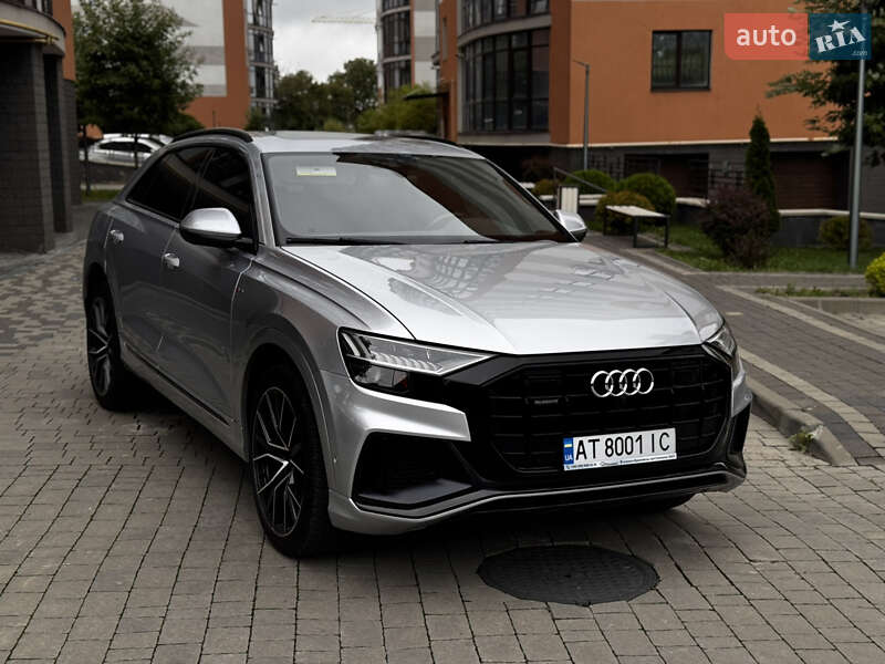Внедорожник / Кроссовер Audi Q8 2020 в Ивано-Франковске