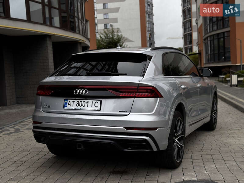Внедорожник / Кроссовер Audi Q8 2020 в Ивано-Франковске