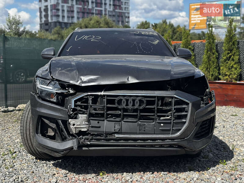 Внедорожник / Кроссовер Audi Q8 2018 в Киеве