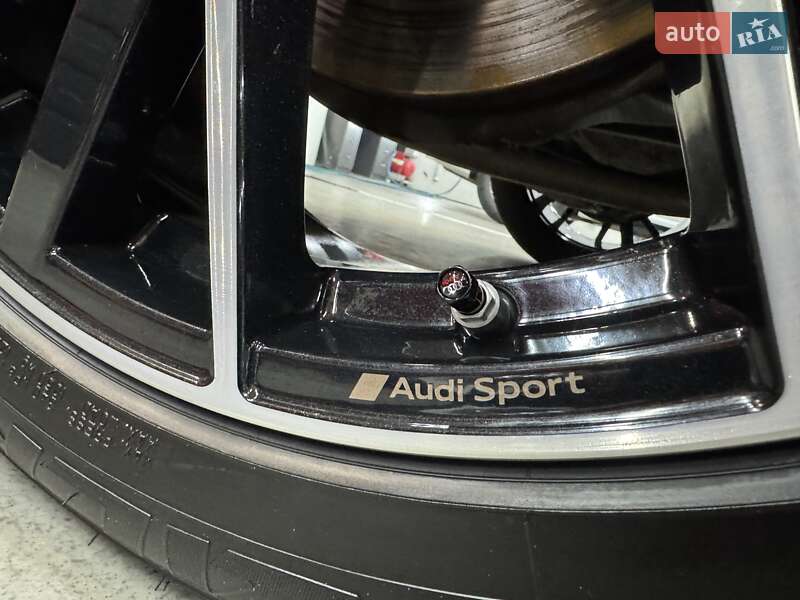 Внедорожник / Кроссовер Audi Q8 2020 в Львове