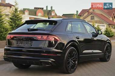 Внедорожник / Кроссовер Audi Q8 2025 в 