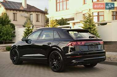 Внедорожник / Кроссовер Audi Q8 2025 в 