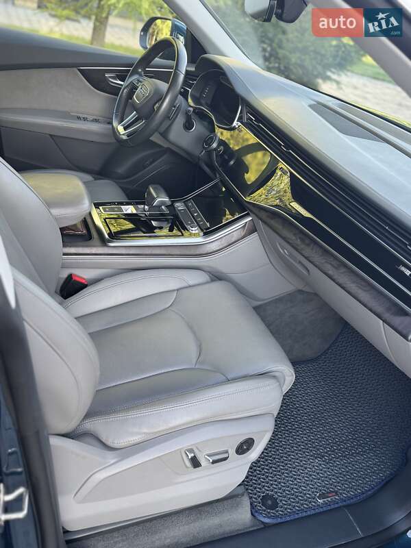 Внедорожник / Кроссовер Audi Q8 2019 в Бродах