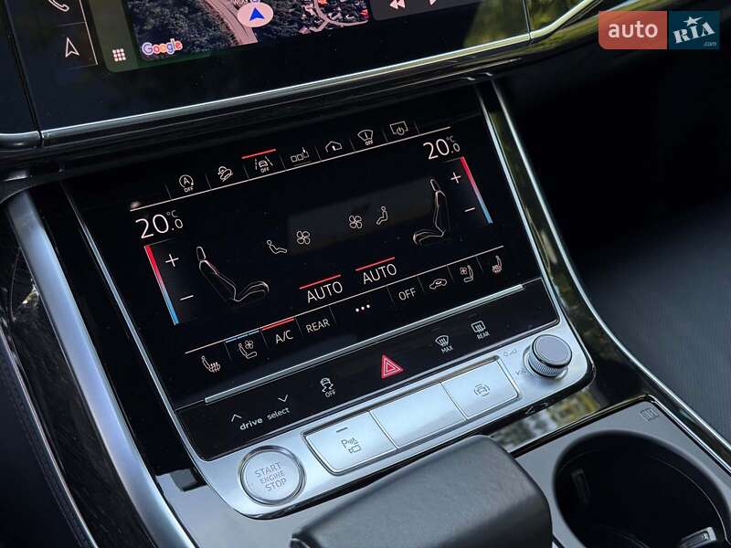 Позашляховик / Кросовер Audi Q8 2019 в Києві