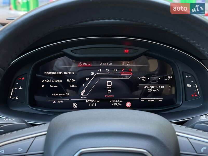 Позашляховик / Кросовер Audi Q8 2019 в Києві