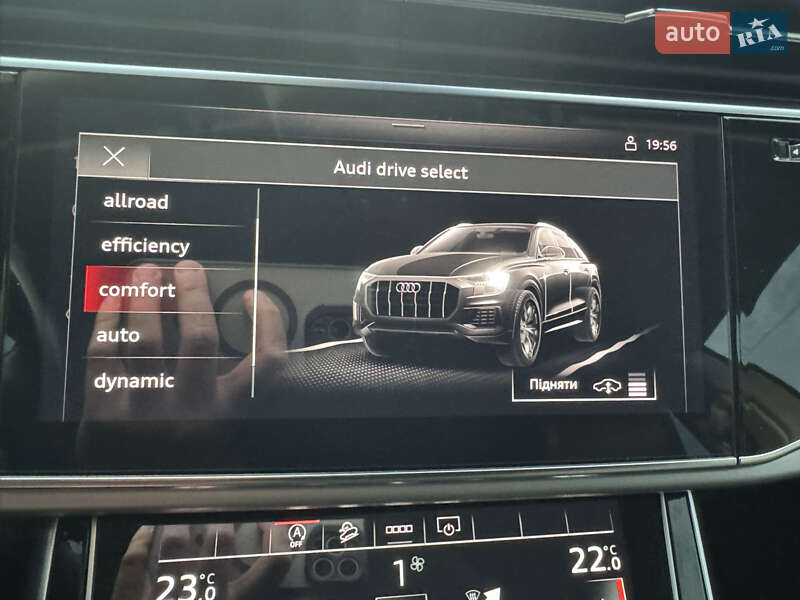 Внедорожник / Кроссовер Audi Q8 2020 в Киеве