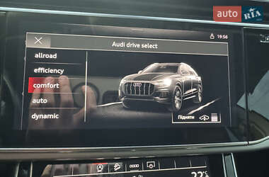 Внедорожник / Кроссовер Audi Q8 2020 в 