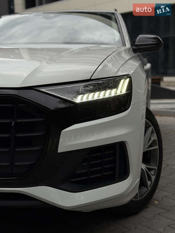 Внедорожник / Кроссовер Audi Q8 2020 в Тернополе