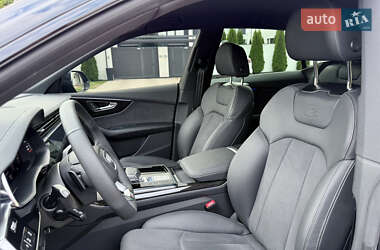 Внедорожник / Кроссовер Audi Q8 2025 в 
