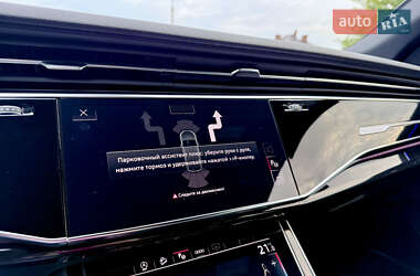 Внедорожник / Кроссовер Audi Q8 2025 в 