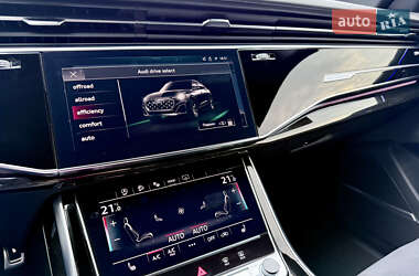 Внедорожник / Кроссовер Audi Q8 2025 в 