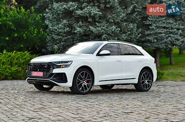 Позашляховик / Кросовер Audi Q8 2023 в  фото 7 Позашляховик / Кросовер Audi Q8 2023 в