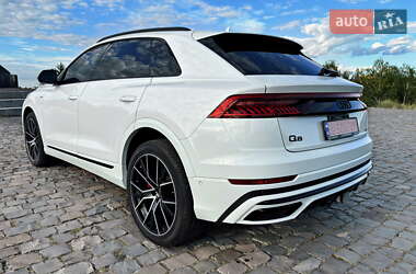 Позашляховик / Кросовер Audi Q8 2023 в  фото 17 Позашляховик / Кросовер Audi Q8 2023 в
