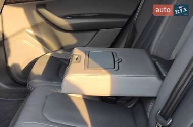 Внедорожник / Кроссовер Audi Q8 2019 в 