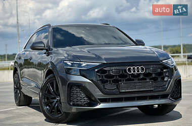 Внедорожник / Кроссовер Audi Q8 2024 в 