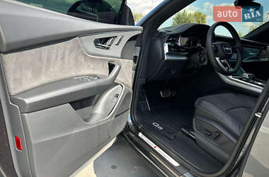 Внедорожник / Кроссовер Audi Q8 2024 в 