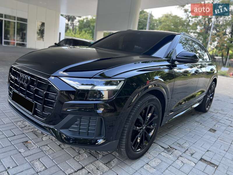 Внедорожник / Кроссовер Audi Q8 2021 в Днепре