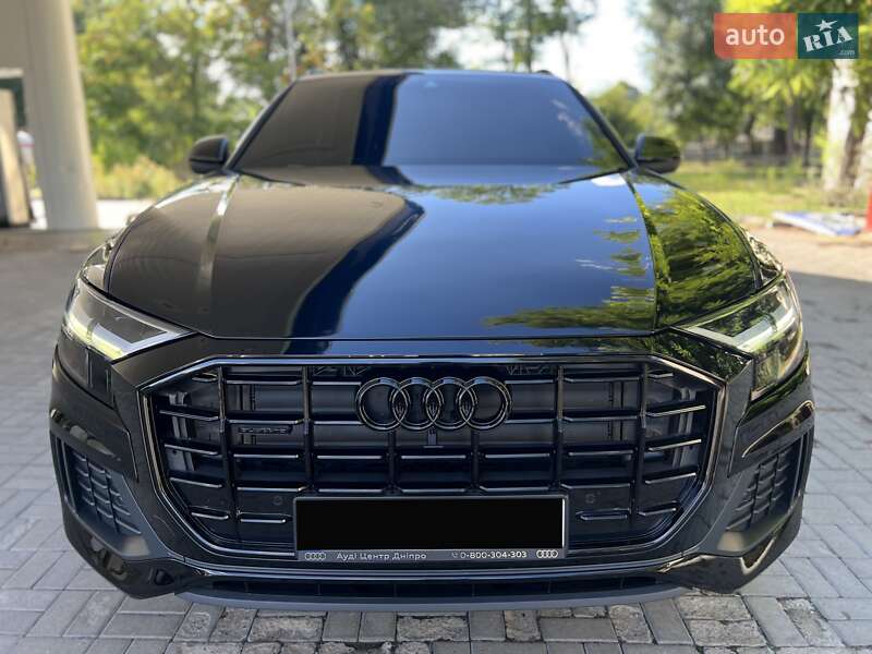 Внедорожник / Кроссовер Audi Q8 2021 в Днепре