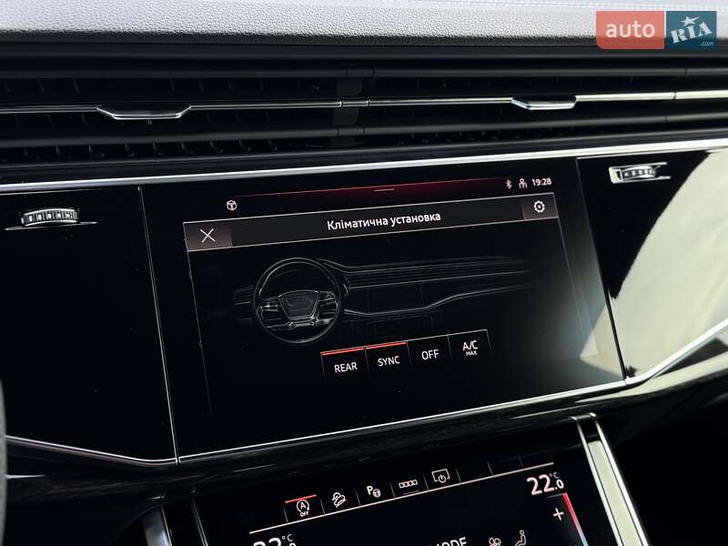 Внедорожник / Кроссовер Audi Q8 2025 в Львове фото 46 Внедорожник / Кроссовер Audi Q8 2025 в Львове