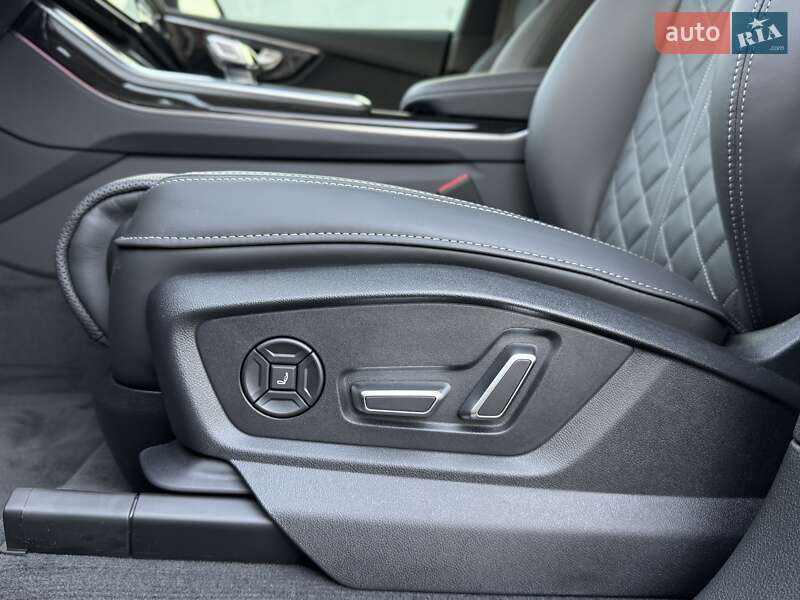 Внедорожник / Кроссовер Audi Q8 2025 в Львове фото 35 Внедорожник / Кроссовер Audi Q8 2025 в Львове