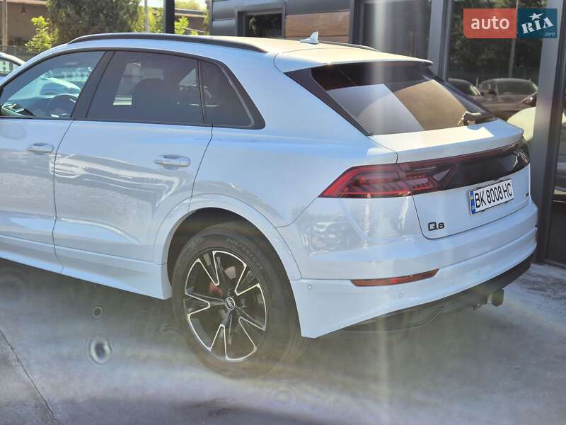 Внедорожник / Кроссовер Audi Q8 2021 в Ровно фото 83 Внедорожник / Кроссовер Audi Q8 2021 в Ровно