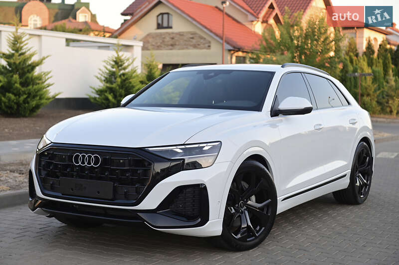 Позашляховик / Кросовер Audi Q8 2025 в Львові