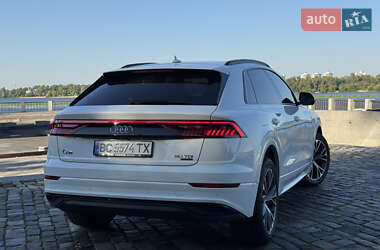Внедорожник / Кроссовер Audi Q8 2019 в 