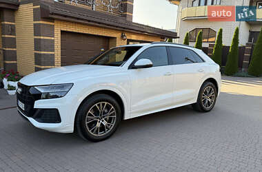 Позашляховик / Кросовер Audi Q8 2021 в Умані
