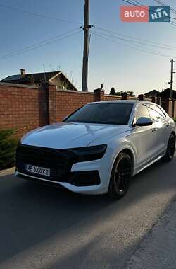 Позашляховик / Кросовер Audi Q8 2018 в Дніпрі