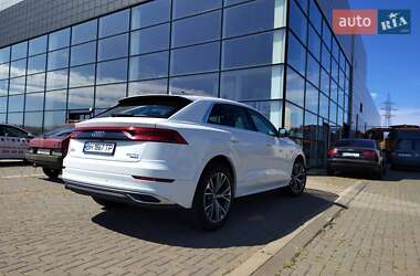 Внедорожник / Кроссовер Audi Q8 2019 в 
